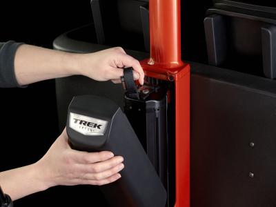 Trek Fetch+ 4 EU OSFM Lava Produktbild 4