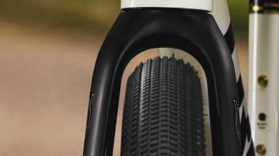 Trek Domane AL 5 49 Matte Trek Black Produktbild 23