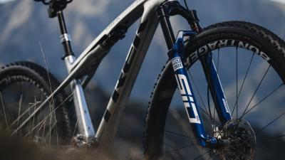 Trek Supercal SLR9.8XO FA M Carbon Smoke/Galactic Grey Produktbild 10